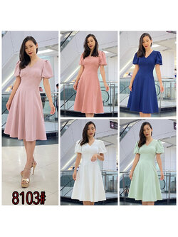 kudapy เดรสสั้นสีขาว กรมท่า ชมพูเข้ม เขียวมิ้นต์ ชมพูอ่อน แดง ดำ คอวี แขนตุ๊กตา คัตติ้ง เอวสูง จับเดรปใต้อก กระโปรงบานใช้ผ้าต่อ8ชิ้น เย็บยากแต่ออกมาเน้นเอวสับๆ