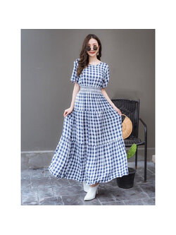 kudapy เดรสยาวลายสก้อตสีกรมแขนสั้น ผ้าสปันคอกลม สไตล์วินเทจ แต่งกระดุมหลัง ช่วงเอวสม็อครอบตัวยืดได้ตามขนาดตัว