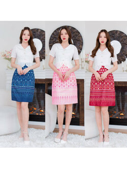 kudapy เดรสสั้นสีกรม/สีแดง/สีชมพู เสื้อผ้าฉลุขาวกระโปรงลายไทย