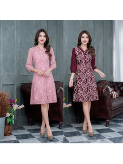 kudapy เดรสสั้นสีชมพู/สีแดงเลือดหมู ลูกไม้เนื้อนิ่ม ตัวเดรสเป็นกระโปรงทรงเอ ต่อเอว ช่วงตัวเสื้อแต่งกระดุมด้านหน้า แขนต่อด้วยผ้าชิฟฟ่อนจั้มแขน