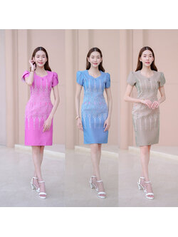 kudapy เดรสสั้นสีฟ้า/สีเขียว/สีชมพู ผ้าทอลายสวยๆ คอหัวใจ แขนกลีบบัว แต่งกระดุมปั๊มทรงสอบ สวยปังสุดๆ