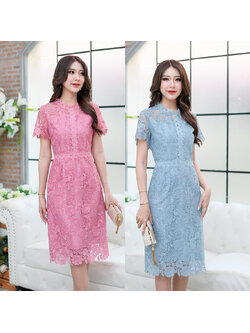 kudapy เดรสสั้นสีชมพู/สีฟ้า ลูกไม้ลายสวยหวาน ดีไซน์ขนสั้น ทรงต่อเอว และตกแต่งด้วยลูกไม้ทั้งรอบเอว ช่วงอก และคอ