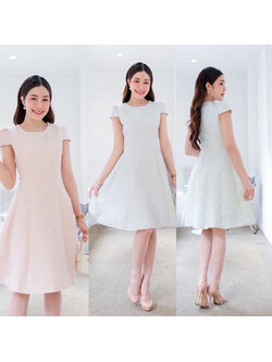 kudapy เดรสสั้นไปงานแต่งสีชมพู /สีฟ้า /สีเขียวมิ้น เดรสคอกลมแขนสั้นทรงตุ้กตา เก็บเอว ซิบหลัง