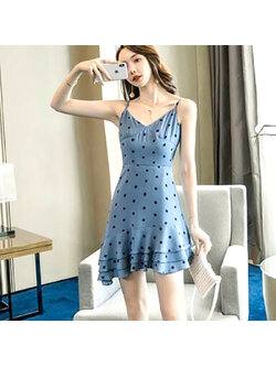 kudapy เดรสสั้นสายเดี่ยวสีฟ้าลายจุด กระโปรงเป็นชั้นเลเยอร์ สไตล์ออกงานสวยหวาน