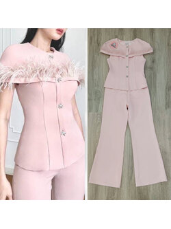 kudapy เซท 2ชิ้น ชุดเซท เสื้อคลุมไหล่แต่งขนนก+กางเกงขายาว สีชมพู