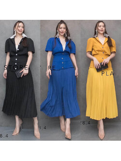 kudapy เซ็ทกระโปรงยาวสีน้ำเงิน/สีดำ/สีเหลือง เก๋ๆ คอมพลีทลุคน่าดู ตัวเสื้อแพทเทิร์นดี เป็นเชิ้ตแขนสั้นสลับสีกันกับเสื้อ แขนสั้นน่ารัก ช่วงล่างเป็นกระโปรงแยกทรงน่ารัก