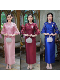 kudapy ชุดลูกไม้ผ้าไหมญี่ปุ่นสีน้ำเงิน/สีชมพู/สีแดง ตัวเสื้อเป็นลูกไม้ทอ คอกลมแต่งด้วยลูกไม้ลายเดียวกับตัวเสื้อ แขนกระดิ่่ง