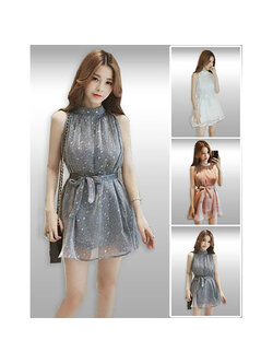 kudapy ชุดเดรสสั้นสีขาว,สีเทา,สีน้ำตาล แฟชั่นใส่งานทรงบานมีสายผูกเอว เนื้อผ้าแต่งลายดาวสวยหรูหรา