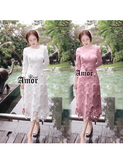 kudapy เดรสยาวผ้าลูกไม้3Dสีขาว/สีชมพู แขนยาวสามส่วน งานมีซับใน ซิบหลังอย่างดี ลูกไม้เนื้อนิ่มทรงเข้ารูปใส่สบาย