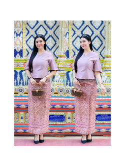 kudapy เสื้อผ้าไหมสีม่วงอ่อน 4 เส้น 3 ตะกอ อัดกาวอย่างดี เรียบหรู ใส่แล้วดูสง่างาม (เฉพาะเสื้อ)