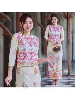 kudapyชุดเซ็ท เสื้อ+ผ้าถุง สีครีมอมเหลือง พิมพ์ลายผ้าปาเต๊ะ ผ้าไม่ยืดไม่หด อัดกาวทั้งชุด