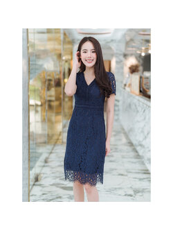 kudapy เดรสสั้นสีกรมใส่วสยดูดี ลูกไม้แขนสั้น