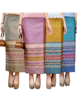 kudapy ผ้าถุงทอลายผ้าไหมอัดกาวทั้งผืน สีฟ้าน้ำเงิน,สีเหลืองเขียว,สีชมพู,สีทองกากี ผ้าซิ่นตีนจกยกดอกพิกุล เชิงหงส์หลวงทรงสวยมาก