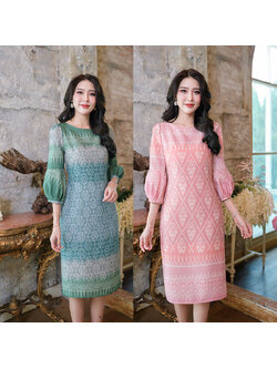 kudapy เดรสสั้นสีโทนชมพู/สีโทนเขียว ลายไทย ดีไซน์เก๋แขนยาวปลายบอลลูน มีซับในทั้งชุดแต่งซิปหลัง