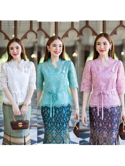 kudapy เสื้อลูกไม้เข้าใหม่ งานเนี๊ยบ ตัดเย็บสวยเรียบร้อย เนื้อผ้าเกรดพรีเมี่ยม อัดกาวทั้งตัว (เฉพาะเสื้อ)