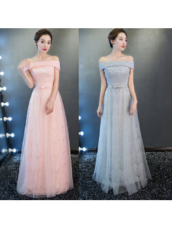 kudapy ชุดราตรียาวสีชมพู,สีเทา สำหรับสาวไซส์ใหญ่ แบบปาดไหล่ ลูกไม้หรูใส่ออกงานกลางคืน งานพรอม กระโปรงตาข่าย