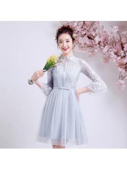 เดรสราตรีสีเทา ออกงานสั้นซีทรู ทรงเหมือนคอจีนมีริ้บบิ้นผูกตรงคอ