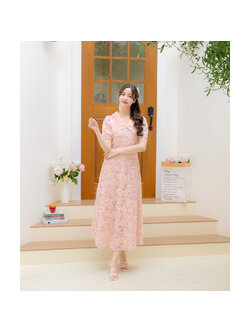 kudapy เดรสยาวผ้าถักลายดอกไม้ มีซับใน แต่งดีเทลกระดุม ใส่ออกงานแบบสวย