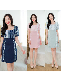 kudapy เดรสสั้นพิมพ์ลายใส่ทำงานสีกรม/สีชมพู/สีเขียว กระโปรงสีพื้นแต่งระบาย