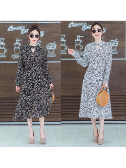 kudapy เดรสยาวสีขาว/ดำ แขนยาวพิมพ์ลายดีไซส์สวย ดีเทลคอปาด ตัวกระโปรงพริ้วๆ ลายผ้าคมชัด ใส่สบาย