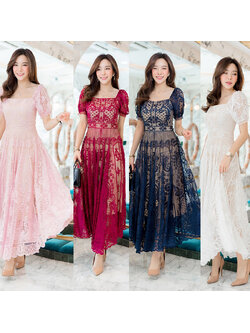 kudapy เดรสยาวสีขาว/สีชมพู/สีกรม/สีแดง คอเหลี่ยมลูกไม้มีซับ