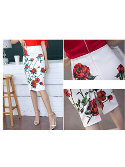 กระโปรงแฟชั่นสีขาวลายกุหลาบแดง ทรงกระสอบ ผ้ายืด งานสวยมากค่ะ