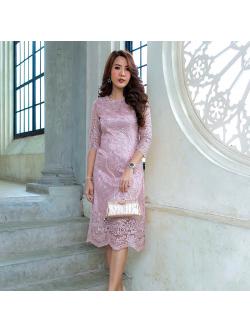 kudapy เดรสสั้นออกงาน ผ้าลูกไม้สีชมพูกะปิ แขนสี่ส่วน เนื้อผ้าเย็บปักเลื่อมเงาวิ้ง