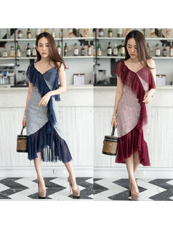 kudapy เดรสสายเดี่ยวสีแดง,สีกรม ผ้าไหมทอลายดอก แต่งระบายหน้าด้วยผ้าซีทรู ดูสวย