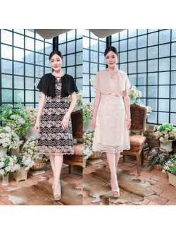 kudapy เดรสสั้นสีครีม/สีดำ ลูกไม้เนื้อนิ่มลายกุหลาบ เดรสทรงบานเล็กน้อยตีเกร็ดหน้าหลังเข้าทรง ช่วงไหล่แต่คลุมระบายด้วยผ้าชีฟอง พรางต้นแขนได้