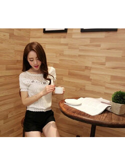 kudapy เสื้อผ้าลูกไม้สีขาวเนื้อดี ซับในในตัว รอบอกประดับด้วยคริสตัลสวยเก๋