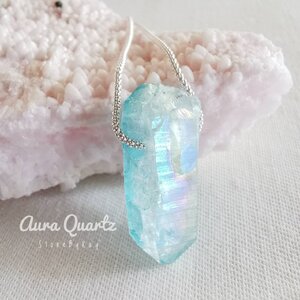 Aura Quartz (ออร่าควอตซ์)