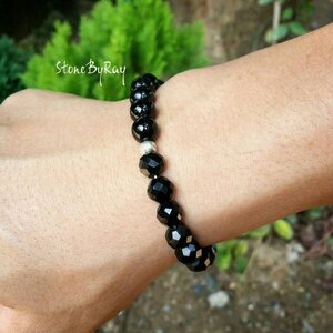 Black Spinel (นิล)