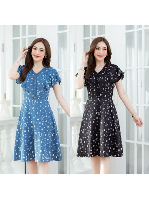 kudapy เดรสสั้นสีดำ/สีคราม พิมพ์ลายหัวใจและดอกไม้ แพทเทิร์นระบายแขนปีก ช่วงแขนเป็นชีฟองพื้นซ้อนกัน