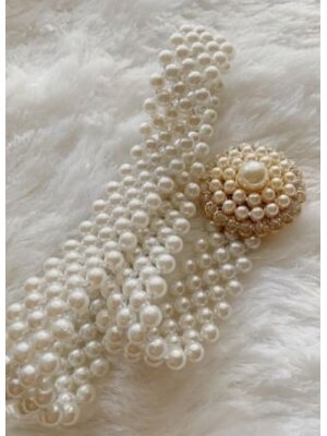 kudapy เข็มขัดมุกหัวดอกไม้แต่งมุกเม็ดใหญ่กลางดอก สีขาวมุก เข็มขัดมุกเข็มขัดยางยืงเครื่องประดับชุดไทย ใส่ไปงานบวช งานแต่ง