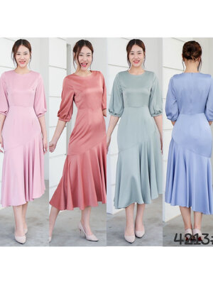 kudapy Midi dress ทรงคอกลม แขนพอง เอวสูง กระโปรงทรงเอ ปลายจับเดรปเฉียงข้าง ใส่พริ้วสวย