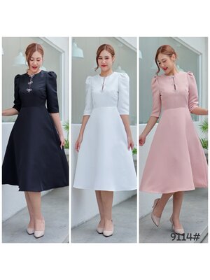 kudapy เดรสสัน ออกงาน ทรงสุภาพ มีเข็มกลัด3ชิ้น คัตติ้งเริศแบบอลัง เข้ารูป เก็บทรง กระโปรงบาน