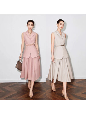 kudapy เซ็ทเสื้อแขนกุดมาพร้อมกับกระโปรงทรงยาว เสื้อเก็บทรงสวย แต่งปกสูทกระดุมปั้มติดได้จริง