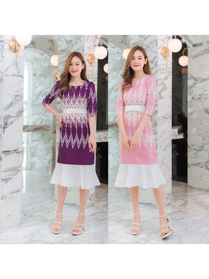 kudapy เดรสสั้นผ้าไทยพิมพ์ลายสีชมพู/สีม่วง คอเหลี่ยมแขนสั้น กระโปรงชายระบายทรงหางปลา ผ้าลายไทย มีซับใน ซิหลัง