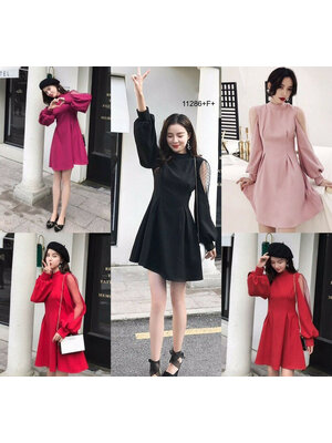 kudapy เดรสสั้น แขนยาว แขน 2 ข้างแต่งซีทรู เดรสงานผ้าซาร่า ด้านหลังผูกโบว์สวย ดูเก๋ เอวไม่สม็อค ช่วงกระโปรงบานสวยน่ารัก