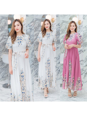 kudapy เดรสยาวสีชมพู/สีขาว กระโปรงอัดพลีทผ้าซาติน+เชือก