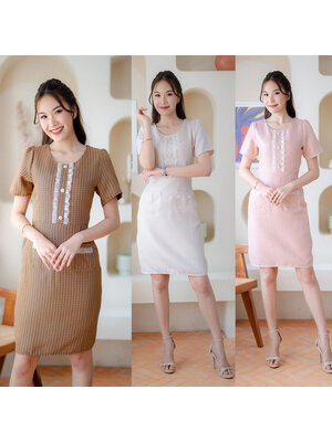 kudapy เดรสสั้นสีครีม/สีชมพู/สีส้ม ผ้าชาแนลแต่งแถบกระดุม ทรงเข้ารูปใส่สบาย ลุคคุณหนู