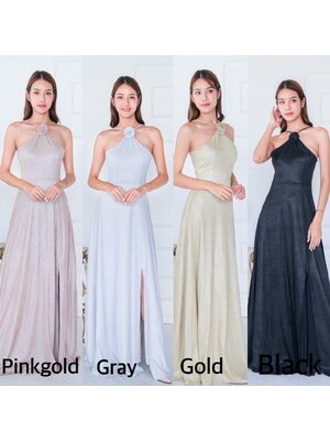 kudapy เดรสราตรีออกงานคล้องคอ ดีเทลเว้าบ่า แต่งเข็มกลัดดอกไม้ ทรงสวยเรียบหร กระโปรงบานพริ้วสวย