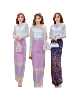 kudapy เสื้อลูกไม้เนื้อนิ่มแขนยาวสีขาว+ผ้าถุงสีม่วง สีกรมท่า สีชมพู ชุดไปงานแต่งเนื้อแน่น ผ้าทอลายอย่างดี