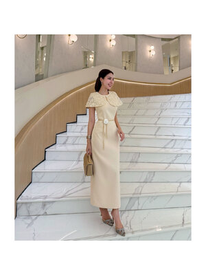 kudapy เดรสทรงสอบ แต่งปกใหญ่ด้วยผ้าลูกไม้พรีเมี่ยม กระโปรงผ่าด้านหลังเ