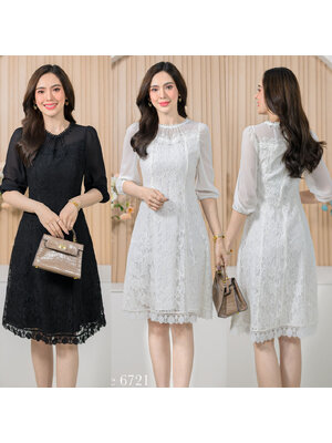 kudapy เดรสสั้นสีขาว/สีดำ ผ้าลูกไม้ซีทรูมีซับใน ช่วงคอและแขนใช้ผ้าชีฟองแต่งลูกไม้สวยมากๆ ปลายแขนจั้ม ใส่สบาย