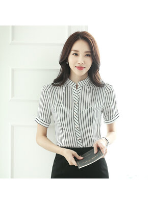 kudapy เสื้อเชิ้ตสีขาวลายทาง คอปกตั้ง แขนสั้น ใส่ทำงาน