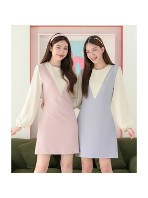 kudapy เดรสคอกลมแขนยาว ดีไซน์ตัดต่อเหมือนใส่เอี๊ยมคอวีทรงลึกเล่นสีทูโทนพาสเทล รูดจั๊มที่ปลายแขนให้พองเบาๆ