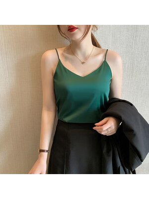 kudapy เสื้อกล้าม เสื้อสายเดี่ยว ผ้าไหมซาติน ใส่กับเสื้อสูท ใส่เที่ยวได้ค่ะ