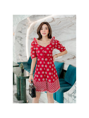 kudapy เดรสสั้นสีแดง คอวีลึกไหล่ระบายใสสวยดูดีน่ารักมากๆ