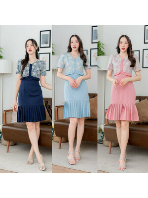 kudapy เดรสสั้นสีชมพู/สีกกรม/สีฟ้า ลูกไม้เอวระบายชายอัดพีช